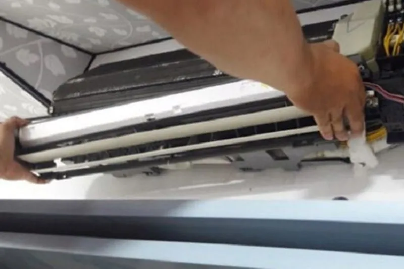 kiểm tra máng nước