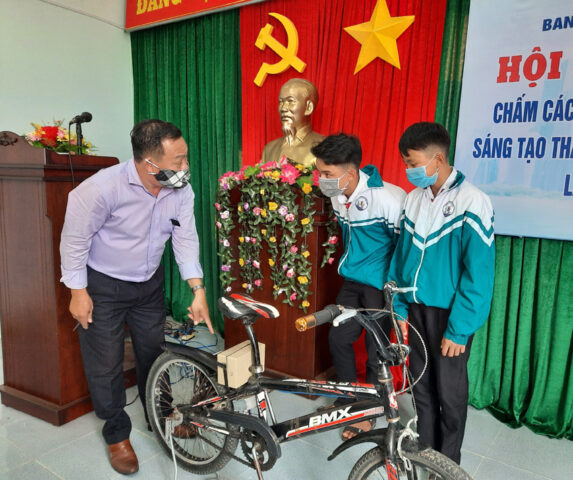 Tự Lắp Ráp Xe Đạp Điện: Hướng Dẫn Chi Tiết & Tối Ưu Chi Phí