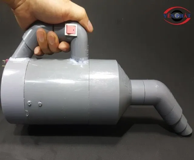 máy hút bụi tự chế từ ống nhựa