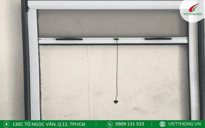 Ưu điểm của cửa lưới chống muỗi tự cuốn mang lại không gian sống trong lành