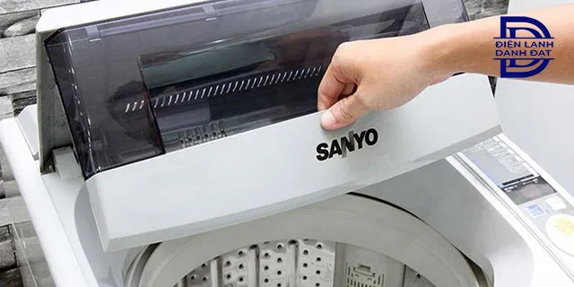 Hình ảnh minh họa các mã lỗi phổ biến trên máy giặt Sanyo và allintitle:cách sửa lỗi máy giặt sanyo hiệu quả