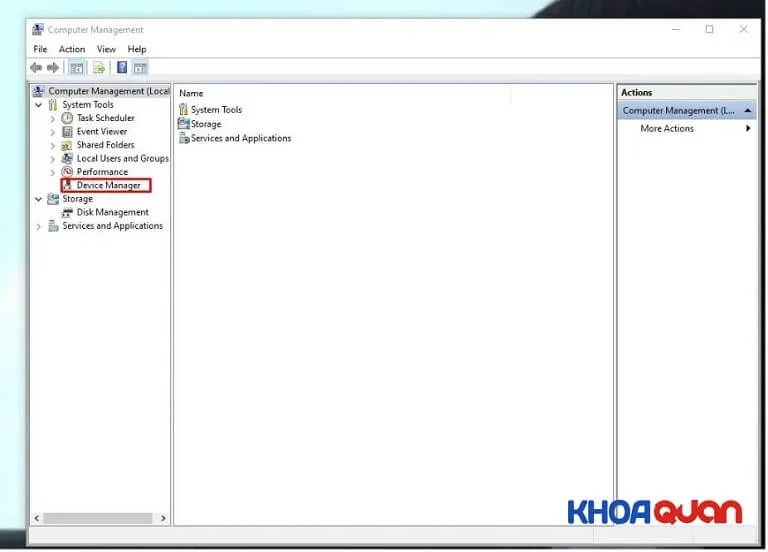 Giao diện Device Manager, nơi kiểm tra và gỡ bỏ driver card màn hình để khắc phục lỗi.