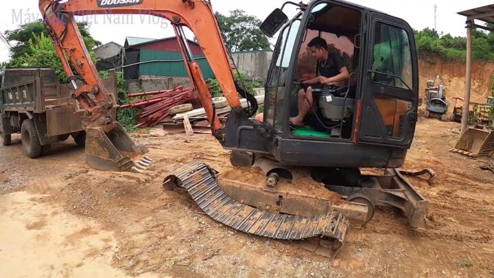 Cách Lắp Xích Máy Xúc Nhanh Nhất Đảm Bảo An Toàn, Hiệu Quả Cách Lắp Xích Máy Xúc Nhanh Nhất Đảm Bảo An Toàn, Hiệu Quả