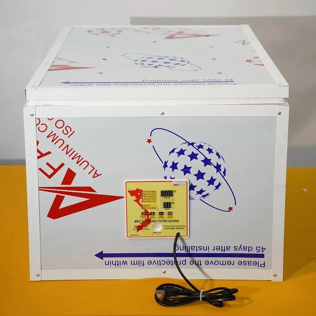 Máy ấp trứng mini tự động hiện đại, thiết bị cần thiết cho bà con chăn nuôi nhỏ lẻ