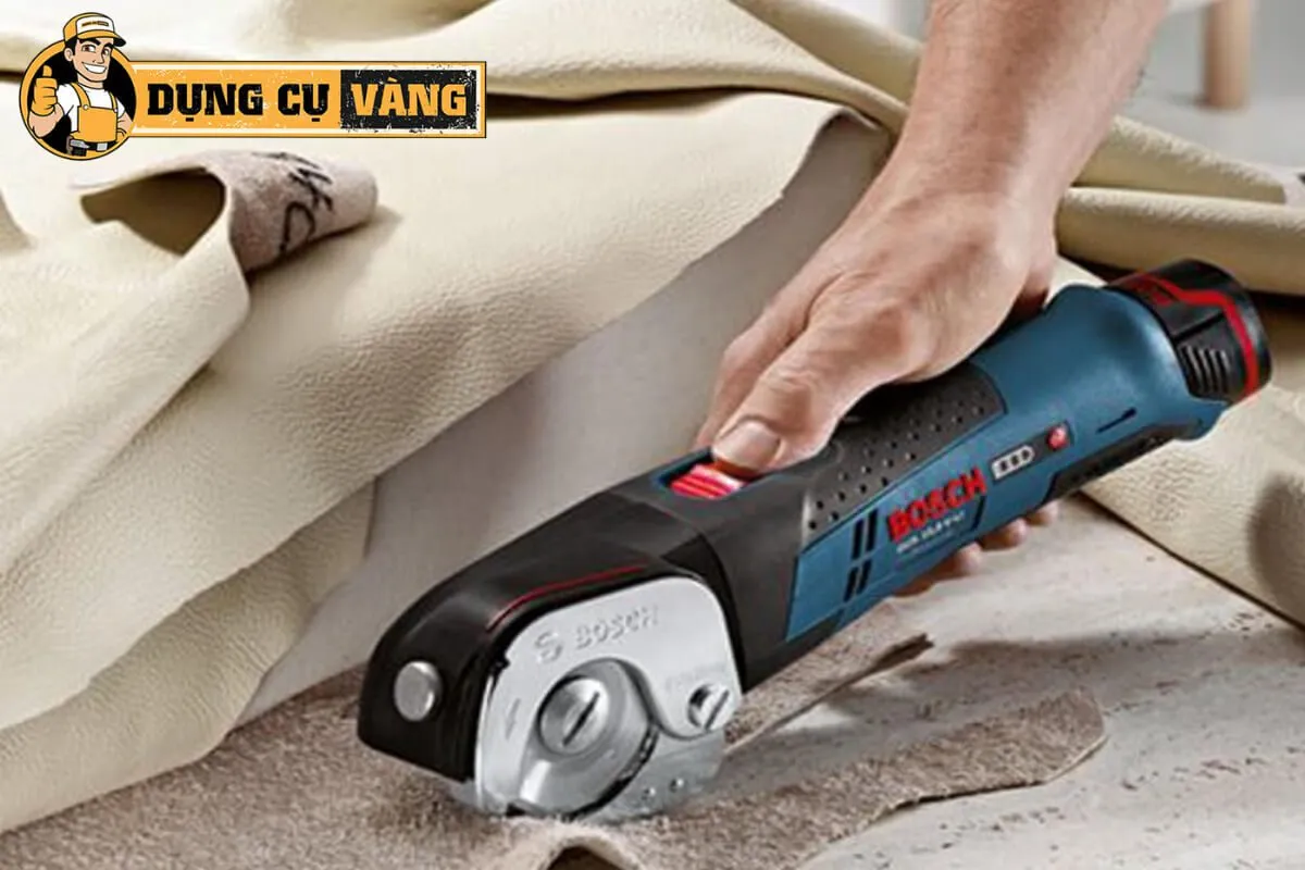 Máy cắt cầm tay Bosch GUS 12V-300