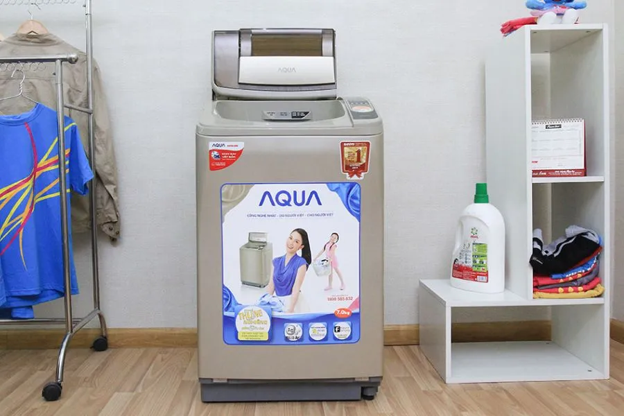 Máy giặt Aqua 7kg lồng đứng