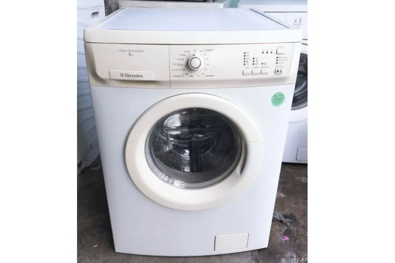 Tổng Quan Thiết Kế Máy Giặt Lồng Ngang Electrolux EWF12843 Hiện Đại