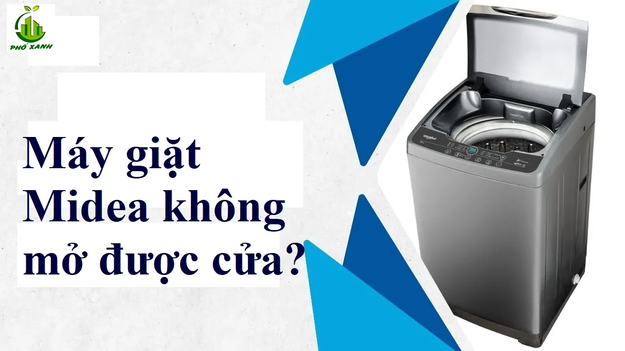 Máy giặt Midea cửa ngang bị khóa, người dùng đang cố gắng mở