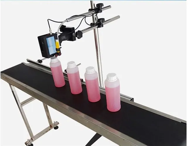 Ứng dụng của máy in date tích hợp trên hệ thống máy dán nhãn tự động trong quy trình đóng gói sản phẩm