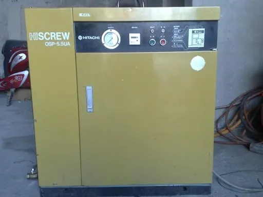 Máy nén khí trục vít Nhật bãi Hitachi