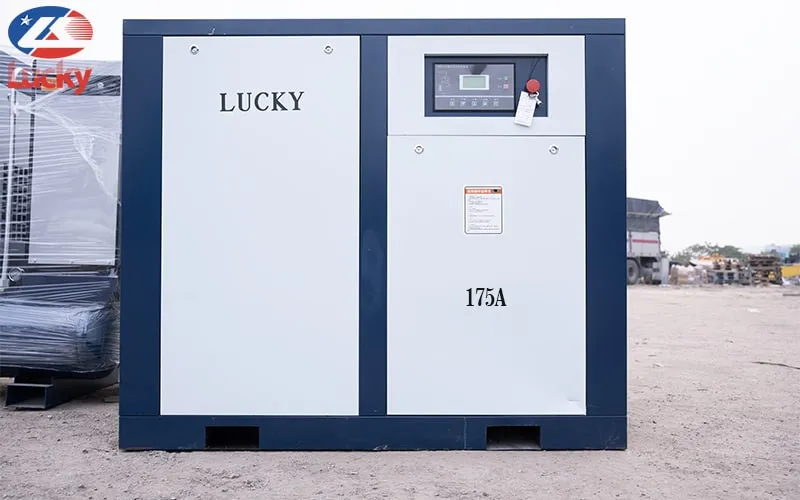 Máy nén khí 175hp Lucky được lắp ráp gọn gàng, chắc chắn với độ bền cao.