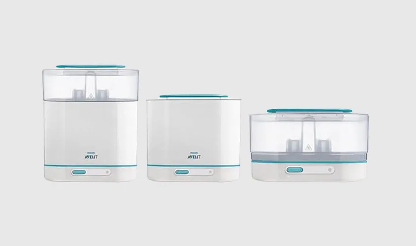 Chọn khay tiệt trùng phù hợp trên máy tiệt trùng bình sữa Avent tùy theo số lượng vật dụng.