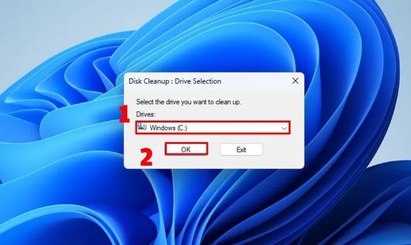 Chọn ổ cứng để dọn dẹp với Disk Cleanup nhằm sửa lỗi đơ máy tính
