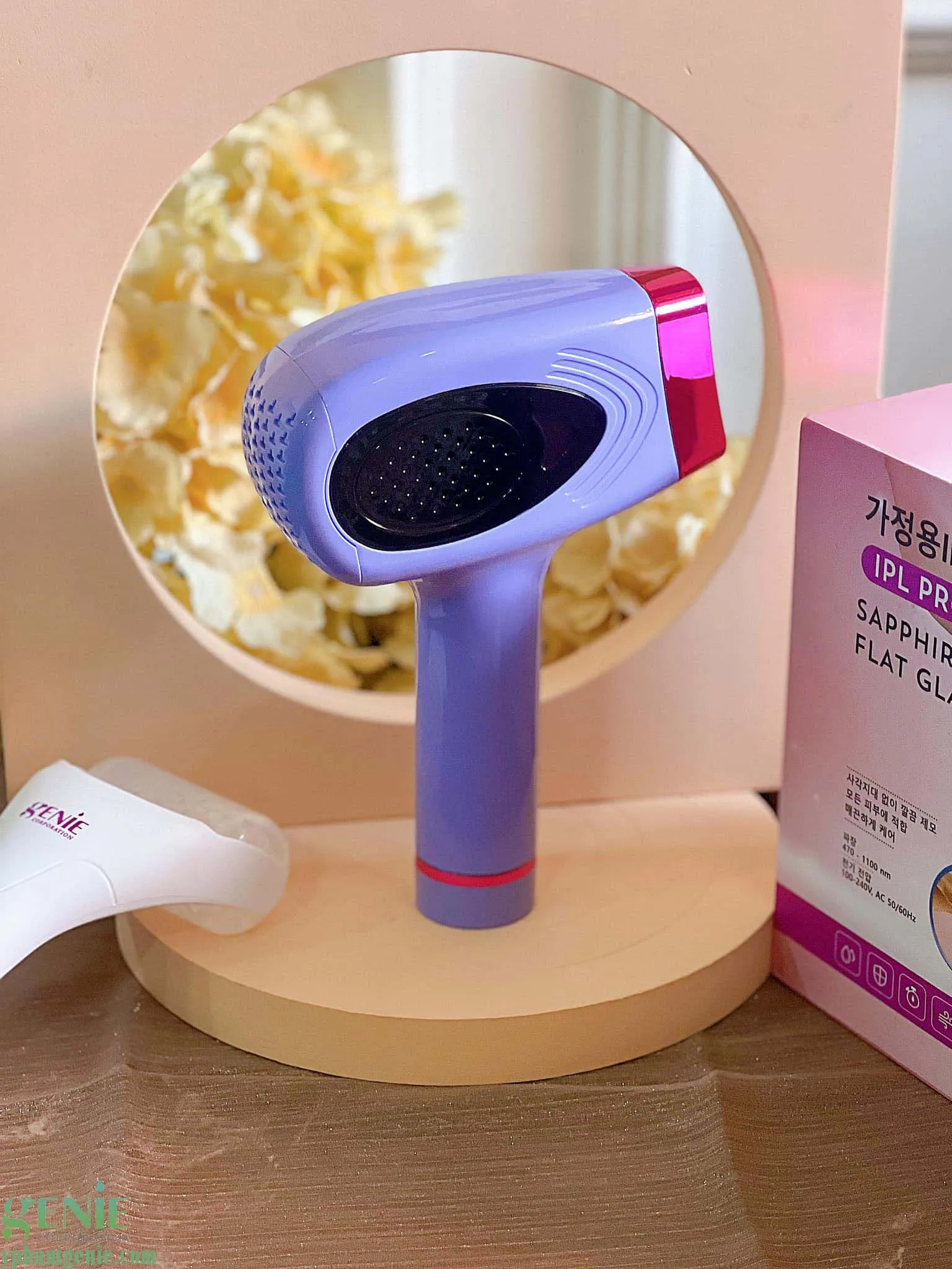 Máy Genie triệt lông IPL Device 990 cầm tay, thiết kế tiện dụng