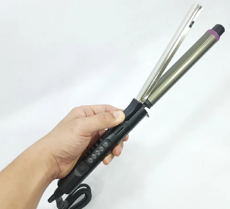 Tóc xoăn sóng bồng bềnh nữ tính sau khi sử dụng máy bấm tóc gợn sóng