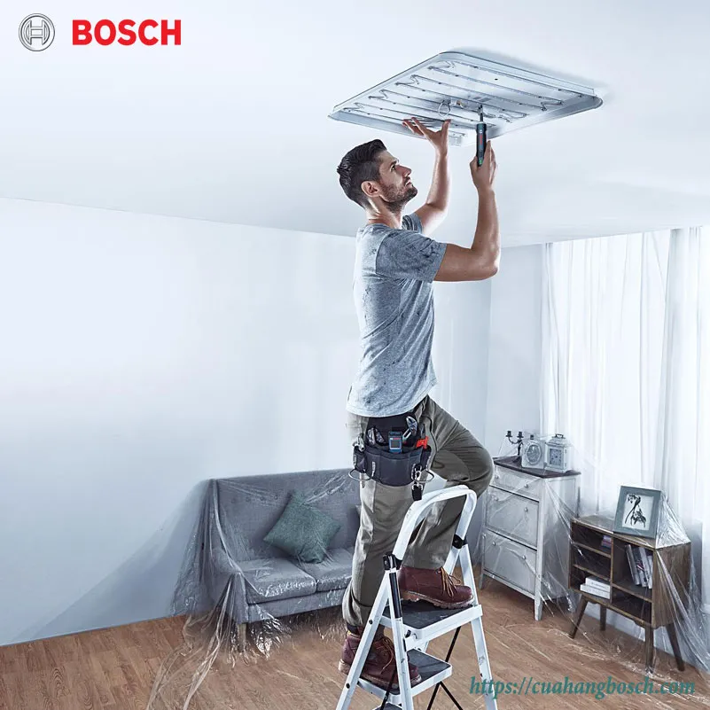 Máy bắt vít Bosch Go cho khả năng làm việc hiệu quả với các yêu cầu thao tác trên cao.