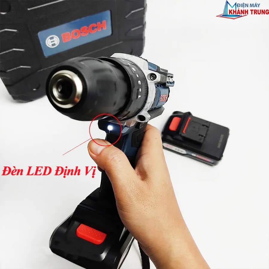 Máy bắn vít Bosch dùng pin với thước thủy và đèn LED hỗ trợ