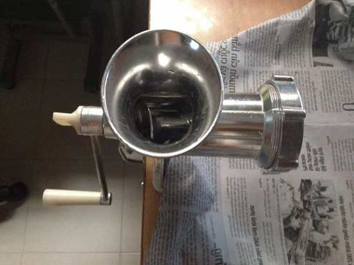 Hướng Dẫn Chi Tiết Cách Chế Tạo Máy Xay Cám Đơn Giản Tại Nhà