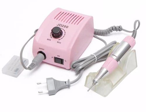 Nắm vững cách sử dụng máy mài móng để đạt được kết quả làm móng chuyên nghiệp