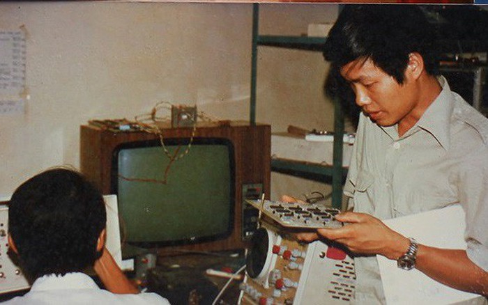 Việt Nam Chế Tạo Máy Tính Cách Đây 30 Năm: Hành Trình Công Nghệ Vượt Khó