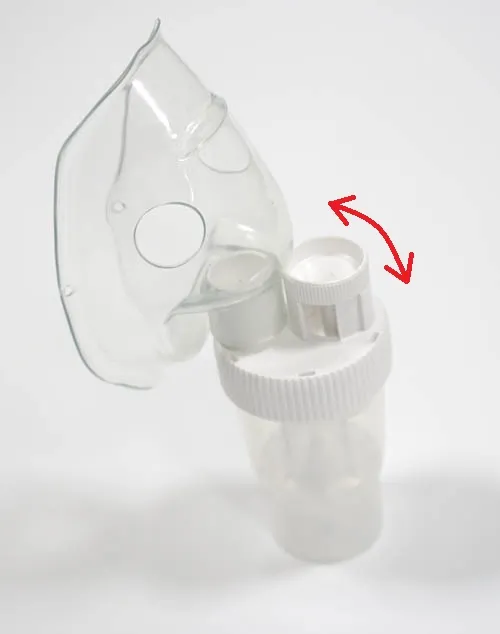 Điều chỉnh tốc độ xông khí dung trên máy hút mũi Rossmax qua van điều tiết