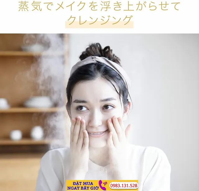 Ảnh cận cảnh bình nước của máy xông mặt Panasonic EH-SA3C-N và hướng dẫn sử dụng