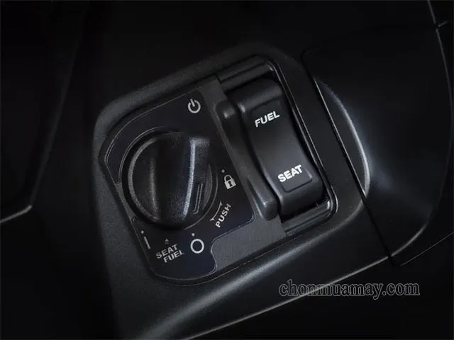 mở cốp xe máy tay ga đời mới dùng chìa khóa Smartkey