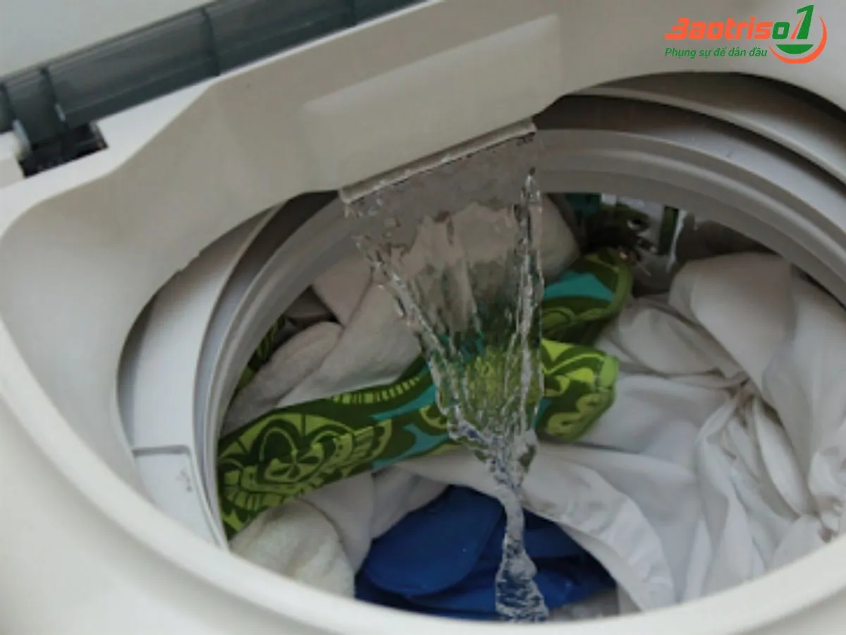 Nguyên nhân và cách sửa máy giặt không xả nước nhanh chóng