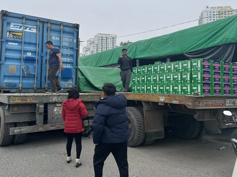 Vít bắn bê tông Unika chất lượng cao được nhập khẩu nguyên kiện