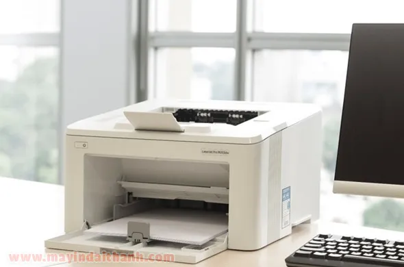 Vị trí đặt máy in trên bàn làm việc