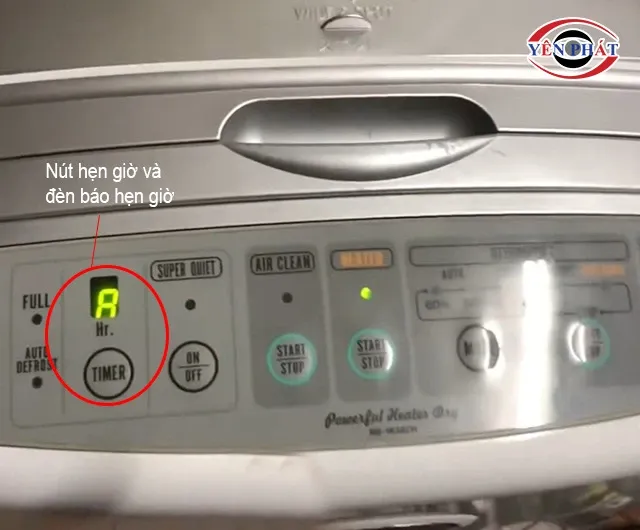 Đèn LED hiển thị thời gian cài đặt hẹn giờ của máy hút ẩm Hitachi