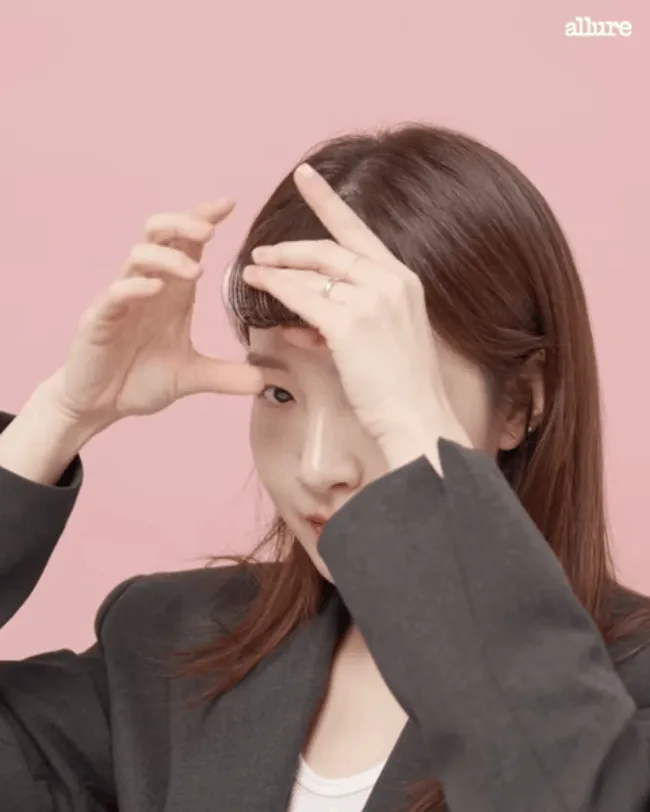 Lỗi thường gặp khi uốn tóc mái bằng lô cuốn tóc mái lớn gây gãy nếp