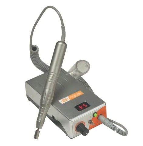 Cách Sử Dụng Máy Mài Móng Tay Hiệu Quả và An Toàn Tại Nhà