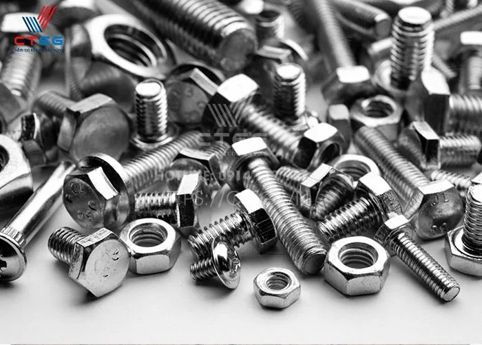 Xử lý bề mặt thép cuộn nguyên liệu trong quy trình sản xuất bu lông ốc vít