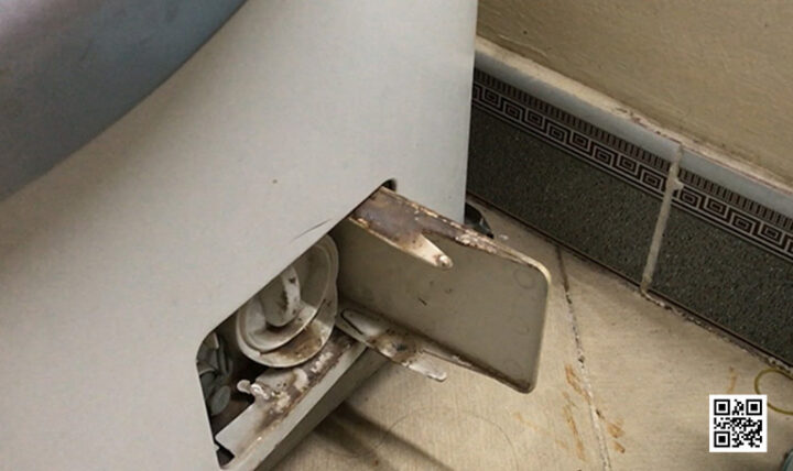 Cách Tháo Lưới Lọc Máy Giặt Electrolux Cửa Ngang Đơn Giản, Hiệu Quả Cách Tháo Lưới Lọc Máy Giặt Electrolux Cửa Ngang Đơn Giản, Hiệu Quả