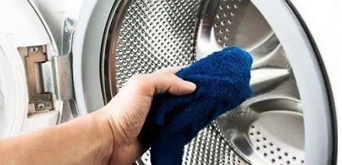 Cách tháo máy sấy quần áo để vệ sinh lồng sấy và các lỗ thoát khí bên trong