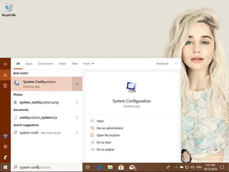Nhập System Configuration để mở công cụ