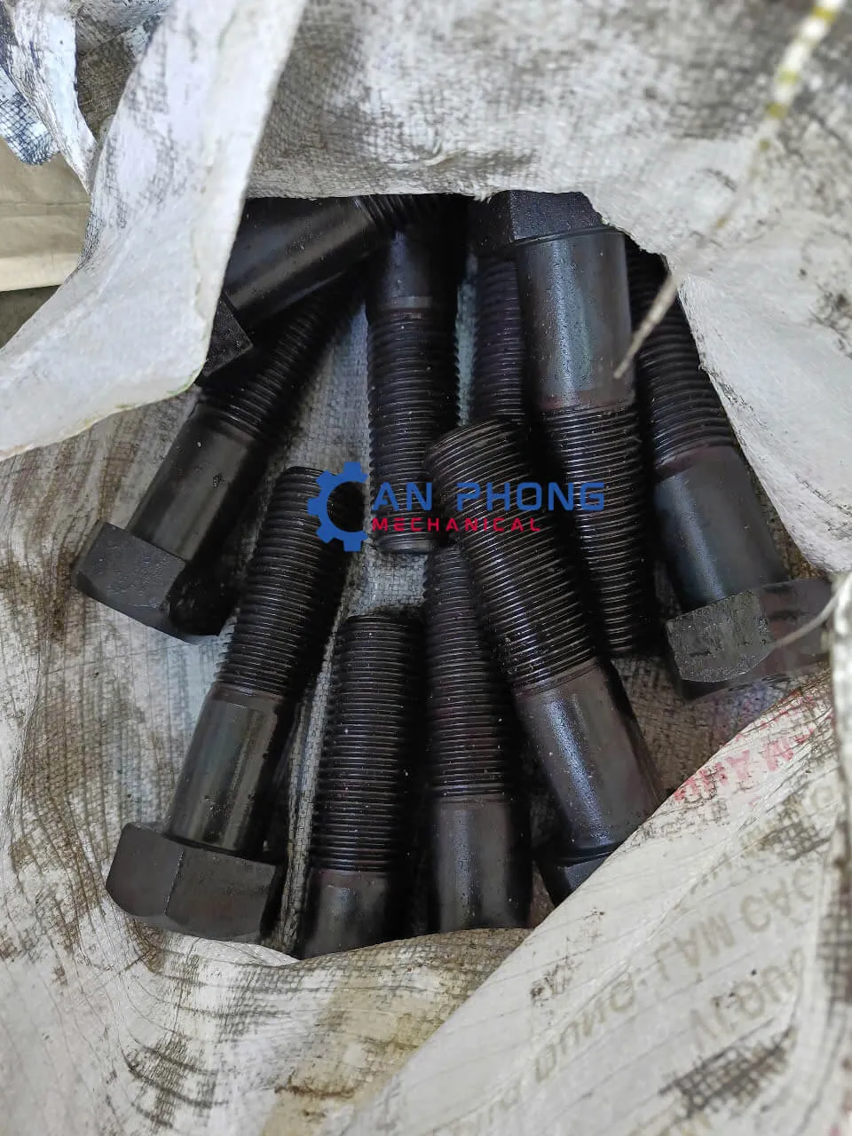 Dây chuyền sản xuất bu lông