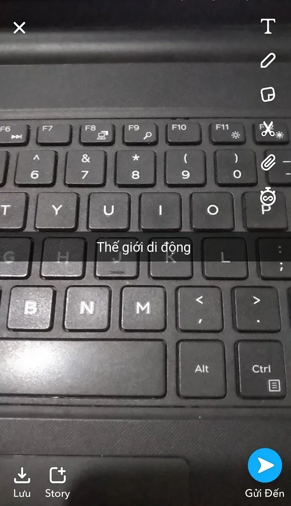 Nhập nội dung chữ vào Snap trên Snapchat khi sử dụng trên máy tính