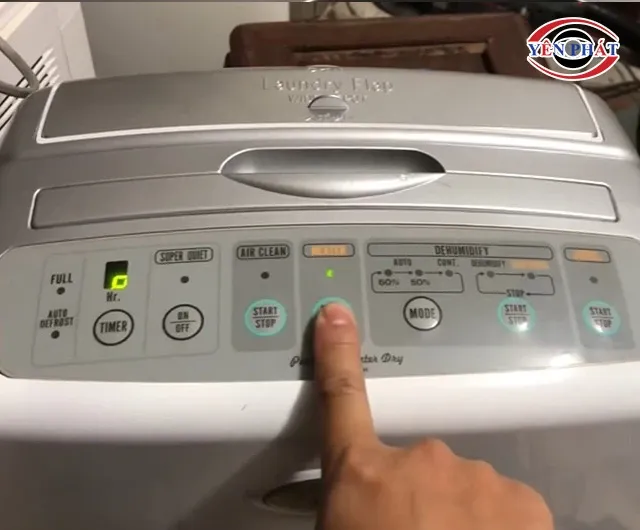 Thiết lập chế độ sấy khô quần áo trên máy hút ẩm Hitachi