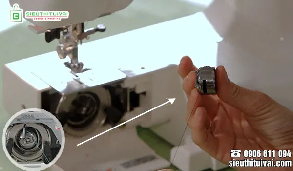 Hoàn tất việc lắp đặt suốt chỉ và hộp suốt, bước cuối cùng trong việc chuẩn bị và cách sửa máy may