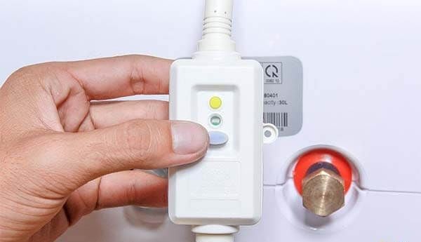 cách sửa máy tắm nước nóng trực tiếp bị lỗi