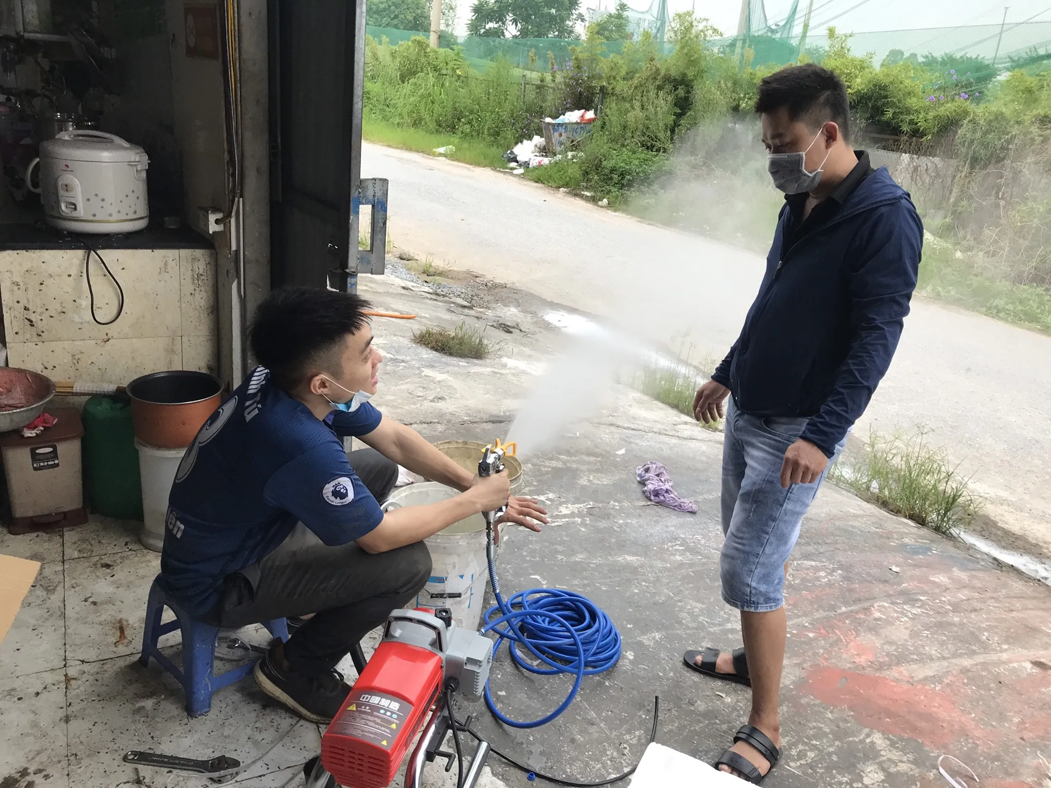 Hướng dẫn sửa máy phun sơn cầm tay bị tắc nghẽn kim phun