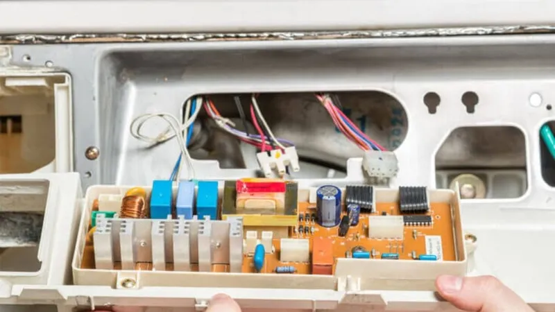 Dấu hiệu nhận biết bo mạch máy giặt bị hỏng