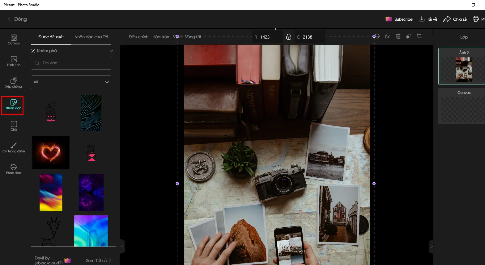 Thư viện nhãn dán phong phú và tùy chỉnh độ mờ đục trong PicsArt PC, hướng dẫn cách sử dụng PicsArt trên máy tính một cách sáng tạo.