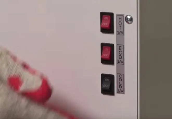 Điều khiển và tắt mở các chế độ nước nóng lạnh trên máy lọc nước Korihome