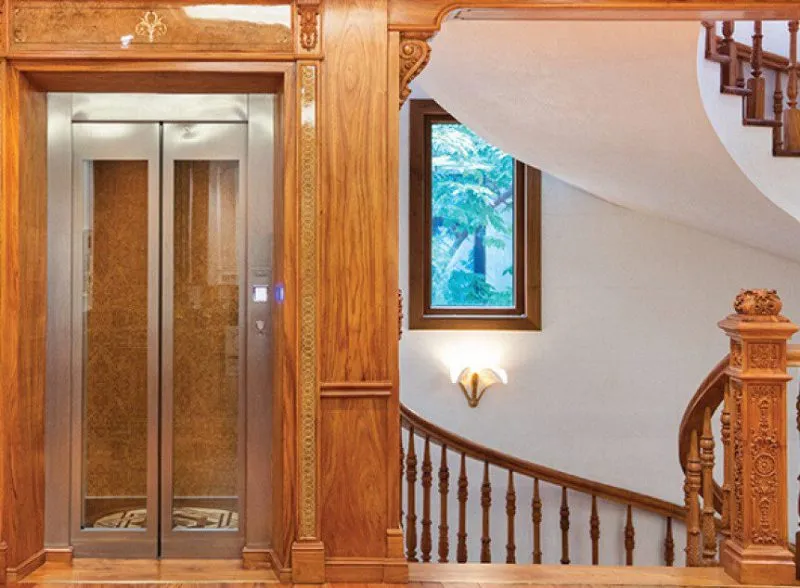 Thang máy kính nghệ thuật trong nhà