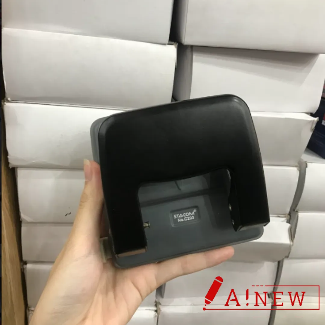 Hình ảnh máy bấm lỗ KW.Trio 978 màu đen