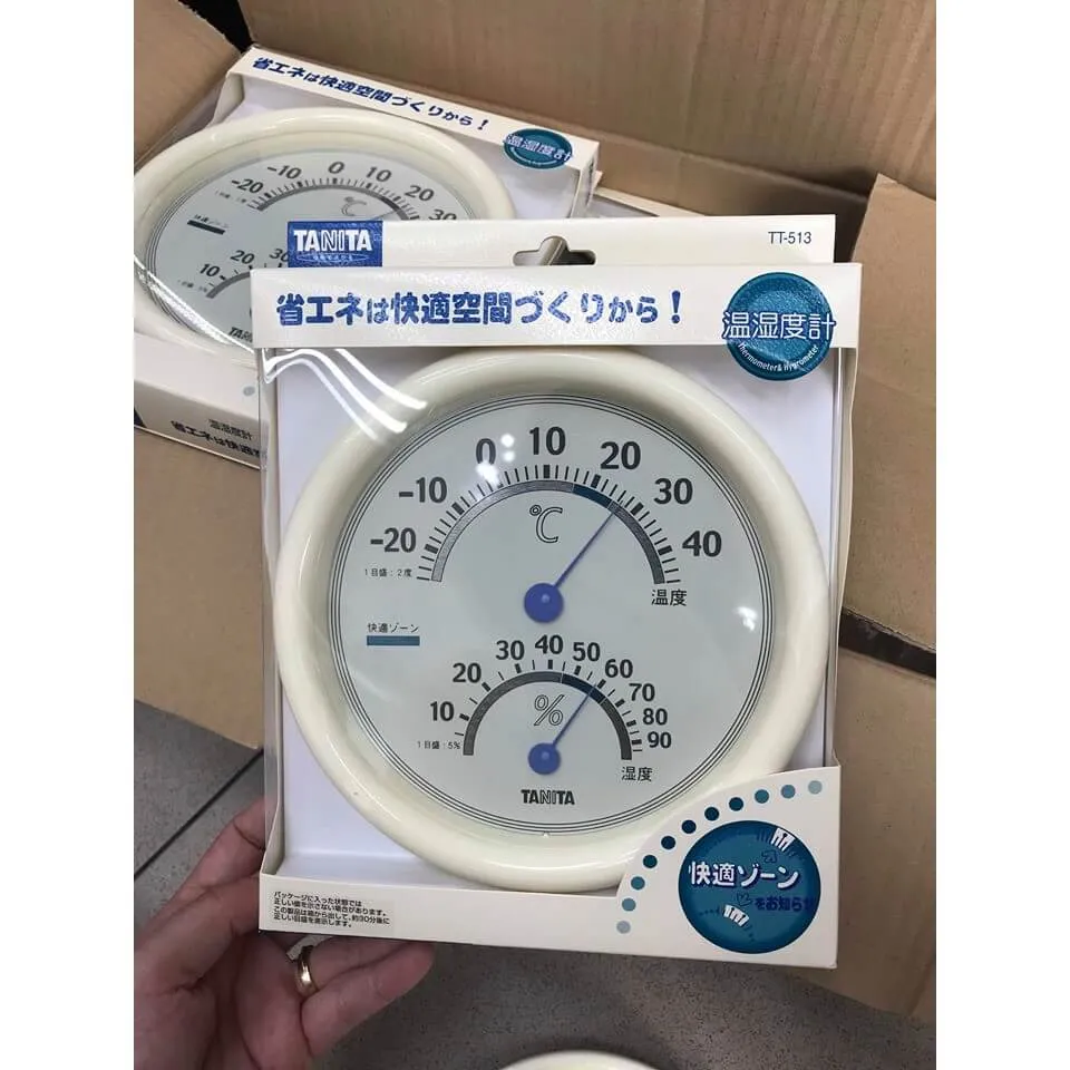 Máy đo nhiệt độ phòng Tanita TT-513 hiển thị thông tin về nhiệt độ và độ ẩm