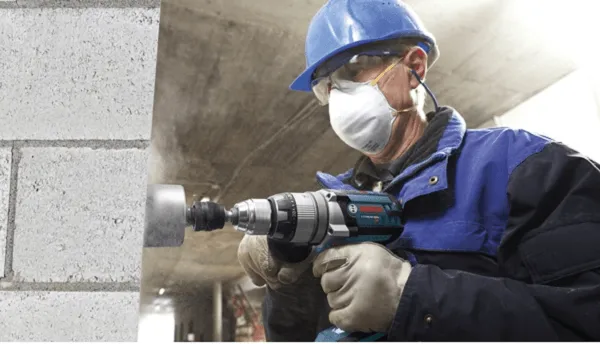 Tầm quan trọng của đồ bảo hộ cá nhân khi thực hiện khoan sắt